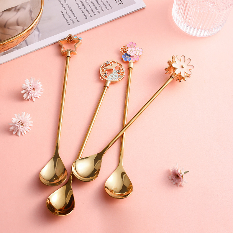 304 Stainless Steel Gold Kaffee Loffel Creative Party Star Spoon Restaurant Serving Spoon Set